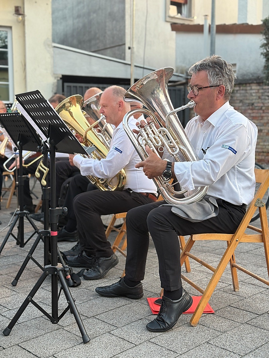 Charity Concert — "La Melagrana"