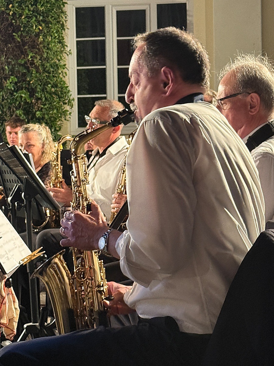 Charity Concert — "La Melagrana"