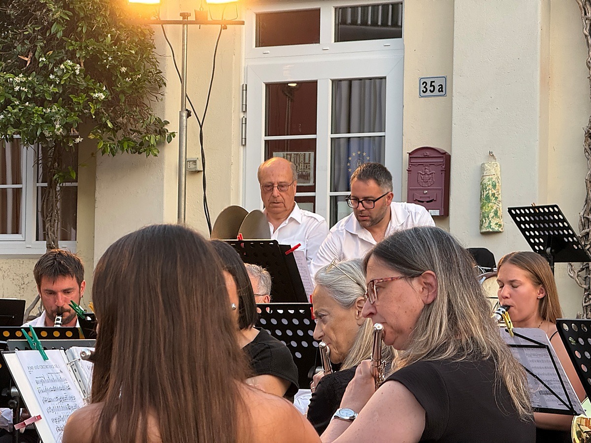 Charity Concert — "La Melagrana"